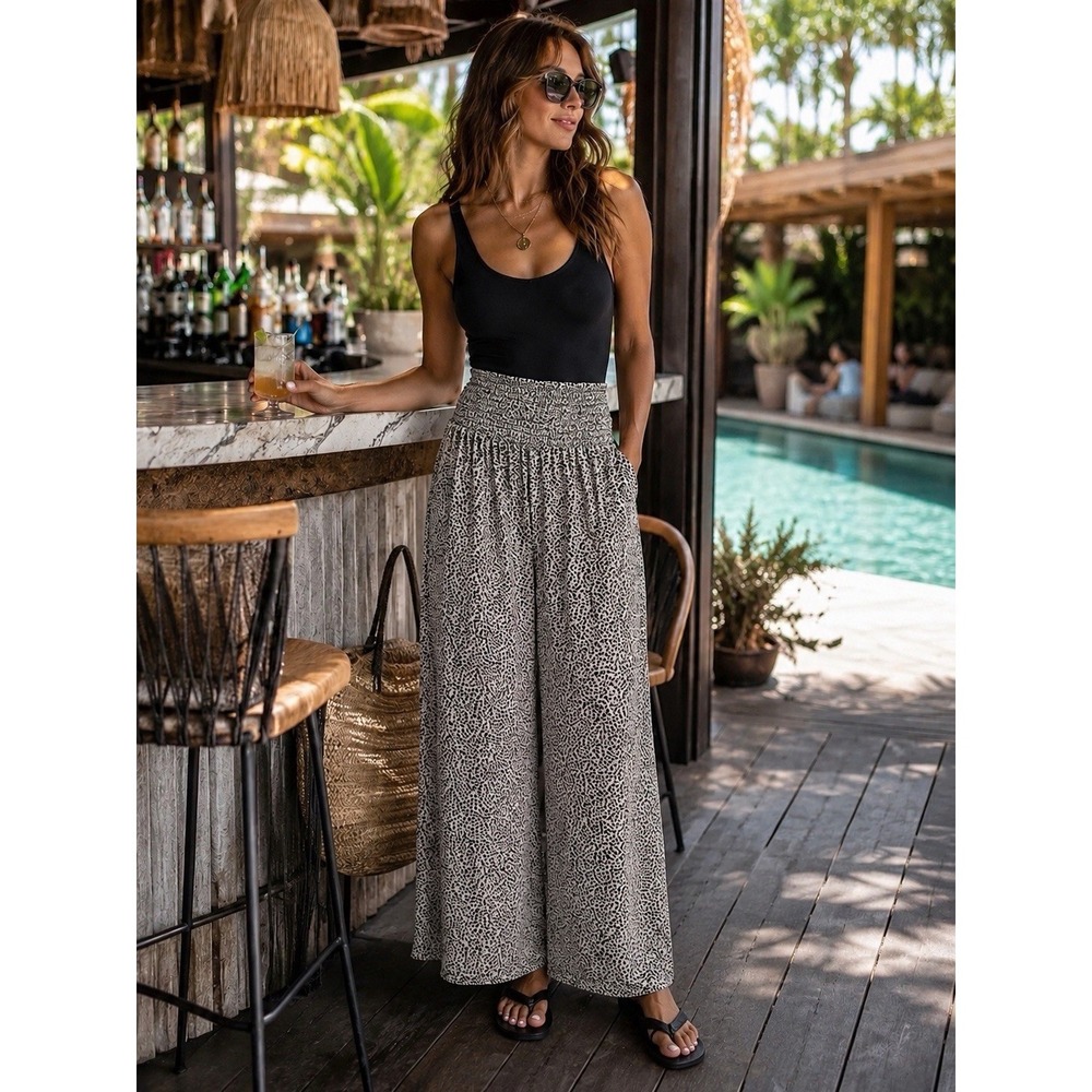 Sienna Sky Wide Leg Pants Sz S Boho Pull On Resort Flowy Beach Stretch Waist